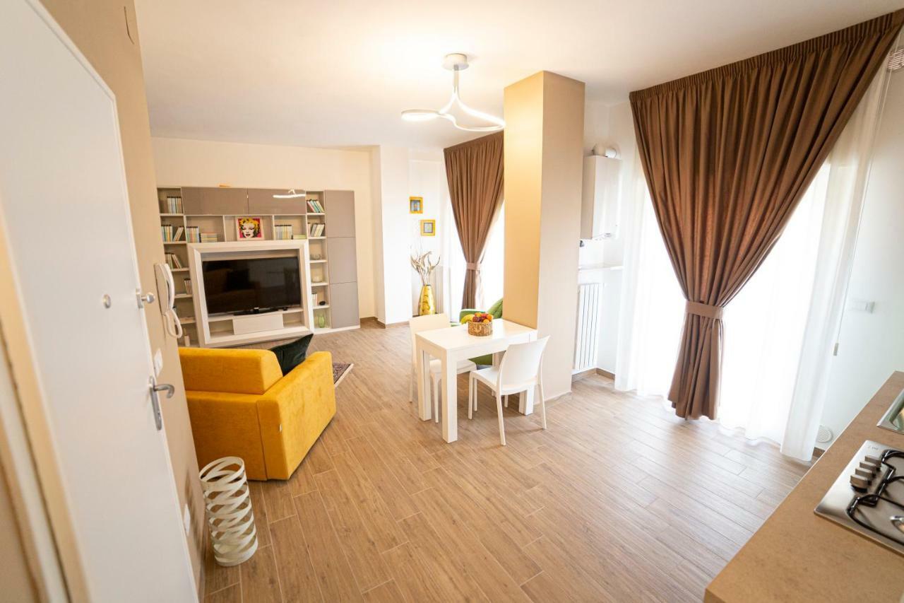 Apartamento Chez Moi Foggia Exterior foto